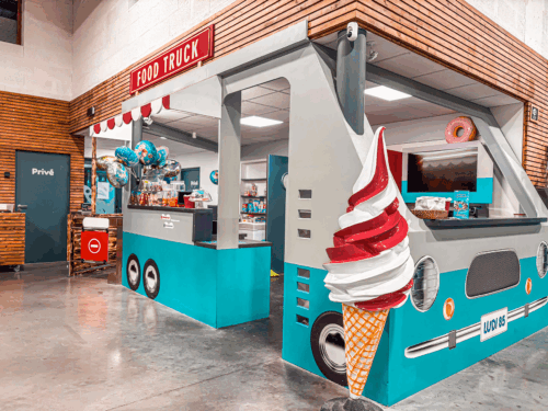 food-truck-interieur-ludi-planet-montaigu